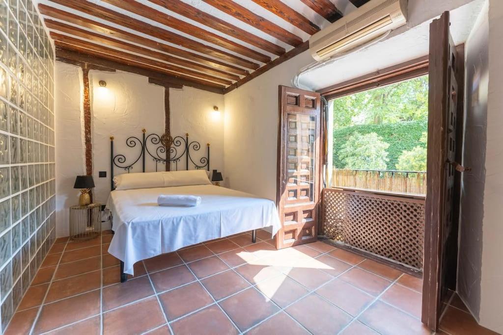 Encantador Apartamento En Calle Segovia مدريد المظهر الخارجي الصورة